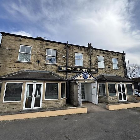 The Wickham Arms Hotel Cleckheaton Buitenkant foto